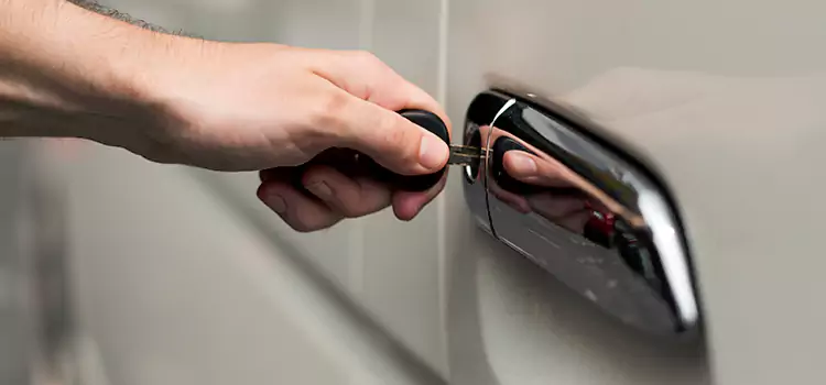Why Choose Our Auto Locksmith Team in Onalaska, WI?